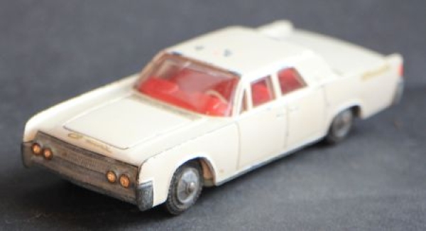 Tekno Lincoln Continental 1962 DieCast Model (2981)